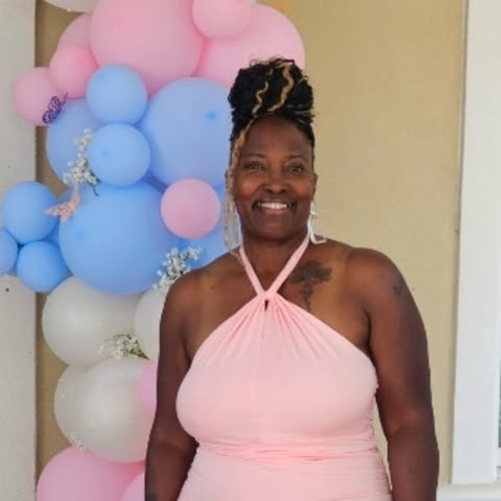 Meet your Posher, Sandra